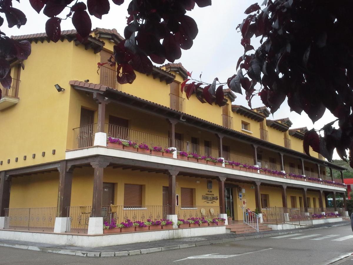 Hotel Milagros Rio Riaza Esterno foto